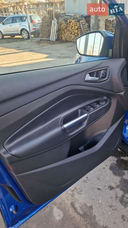 Внедорожник / Кроссовер Ford Escape 2017 в Николаеве фото 21 Внедорожник / Кроссовер Ford Escape 2017 в Николаеве