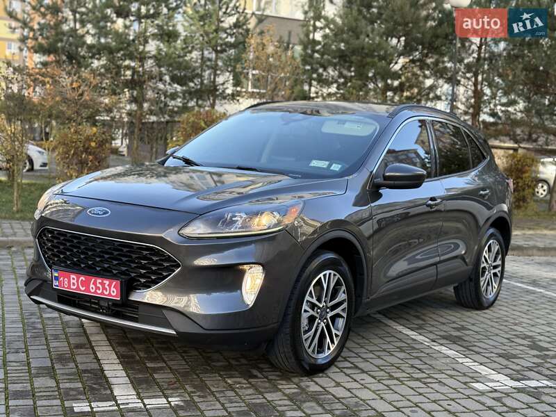 Внедорожник / Кроссовер Ford Escape 2019 в Ивано-Франковске