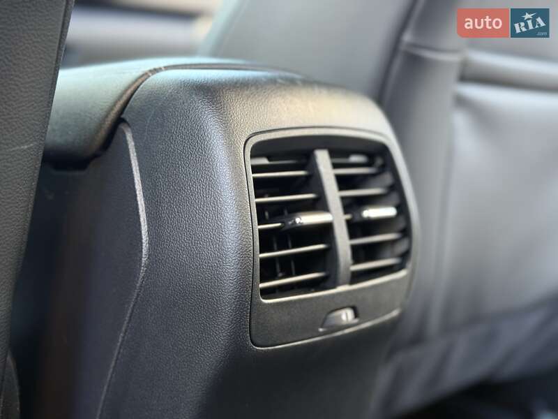 Внедорожник / Кроссовер Ford Escape 2019 в Ивано-Франковске