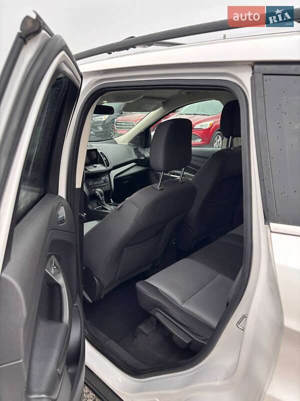 Позашляховик / Кросовер Ford Escape 2018 в Львові фото 10 Позашляховик / Кросовер Ford Escape 2018 в Львові
