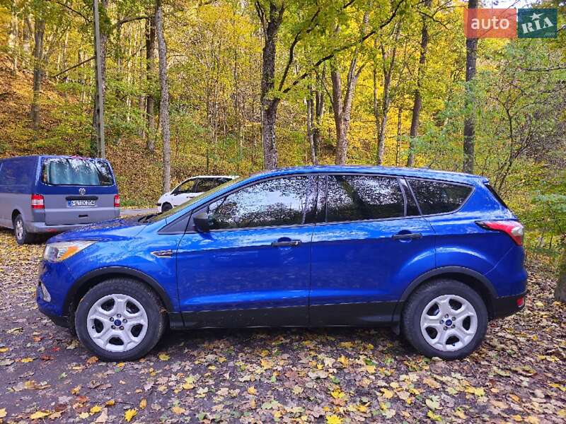 Позашляховик / Кросовер Ford Escape 2017 в Тернополі фото 3 Позашляховик / Кросовер Ford Escape 2017 в Тернополі