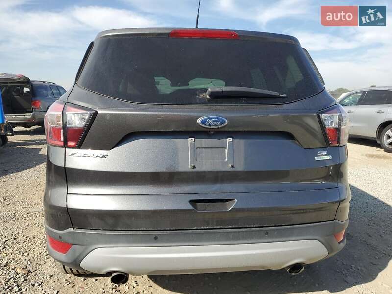 Позашляховик / Кросовер Ford Escape 2017 в Харкові