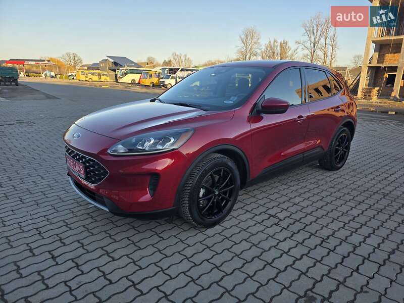 Позашляховик / Кросовер Ford Escape 2020 в Коломиї