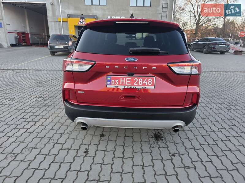 Позашляховик / Кросовер Ford Escape 2020 в Коломиї