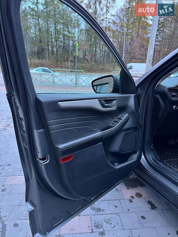 Позашляховик / Кросовер Ford Escape 2021 в Тернополі фото 15 Позашляховик / Кросовер Ford Escape 2021 в Тернополі