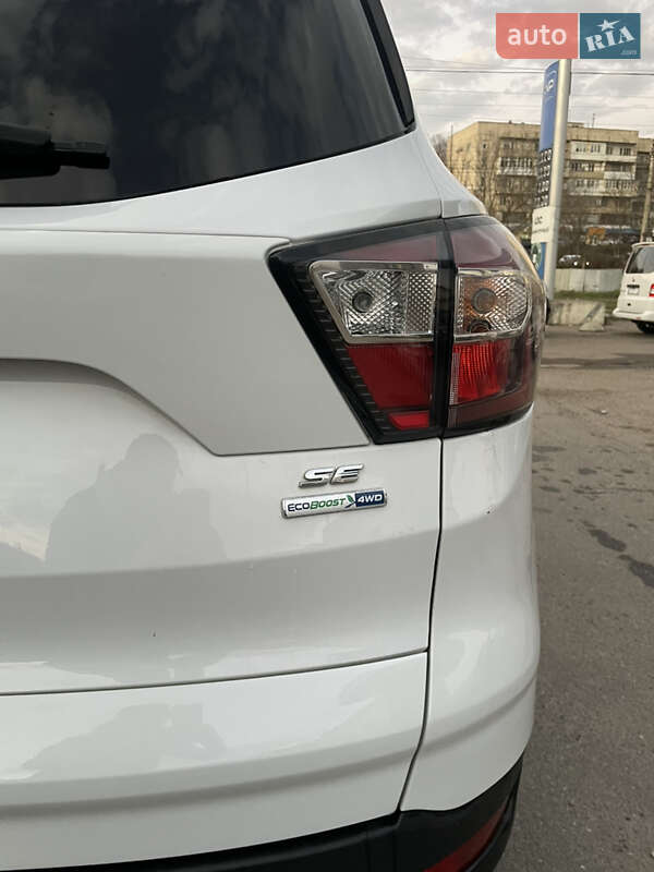 Позашляховик / Кросовер Ford Escape 2017 в Чернівцях фото 11 Позашляховик / Кросовер Ford Escape 2017 в Чернівцях