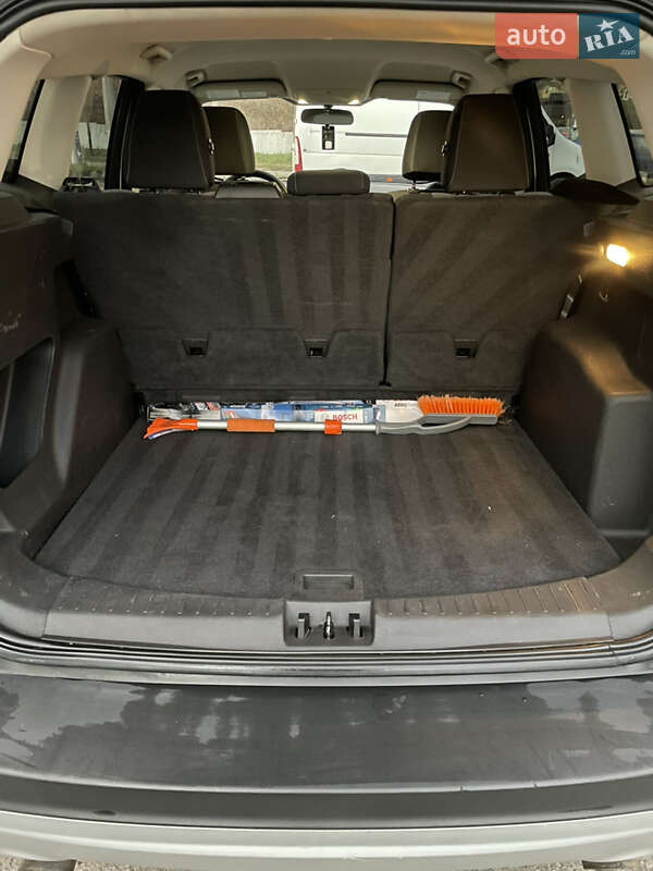 Позашляховик / Кросовер Ford Escape 2017 в Чернівцях фото 15 Позашляховик / Кросовер Ford Escape 2017 в Чернівцях