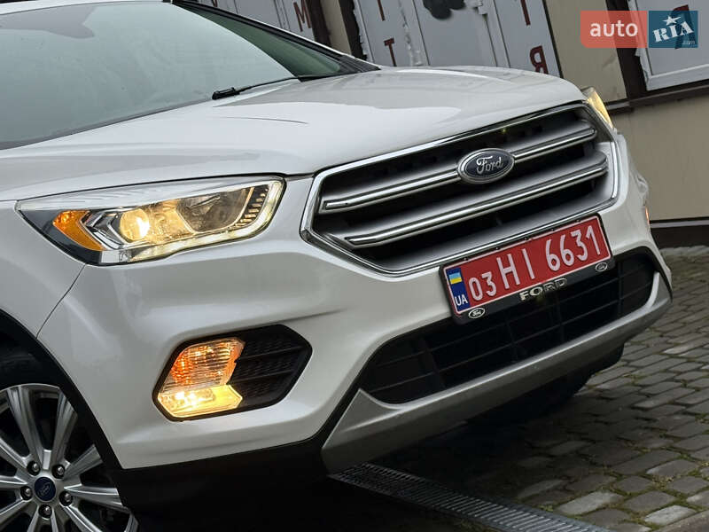 Позашляховик / Кросовер Ford Escape 2017 в Дрогобичі фото 7 Позашляховик / Кросовер Ford Escape 2017 в Дрогобичі
