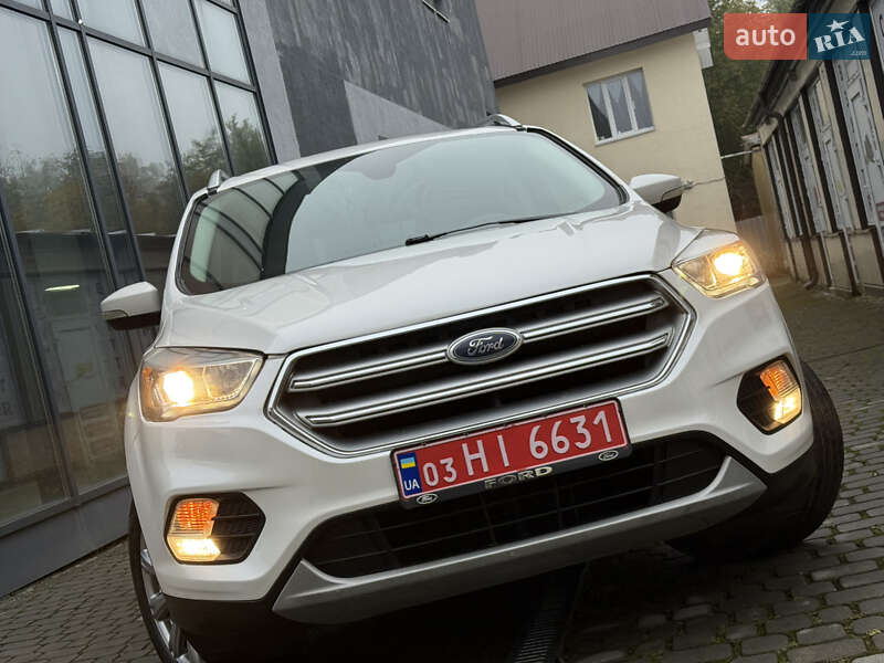 Позашляховик / Кросовер Ford Escape 2017 в Дрогобичі фото 10 Позашляховик / Кросовер Ford Escape 2017 в Дрогобичі