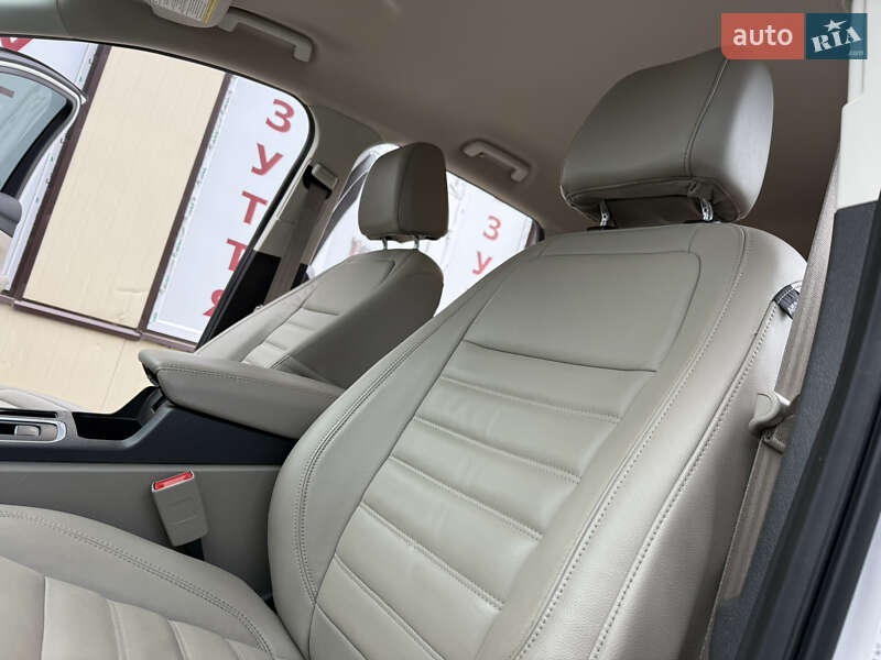 Позашляховик / Кросовер Ford Escape 2017 в Дрогобичі фото 48 Позашляховик / Кросовер Ford Escape 2017 в Дрогобичі