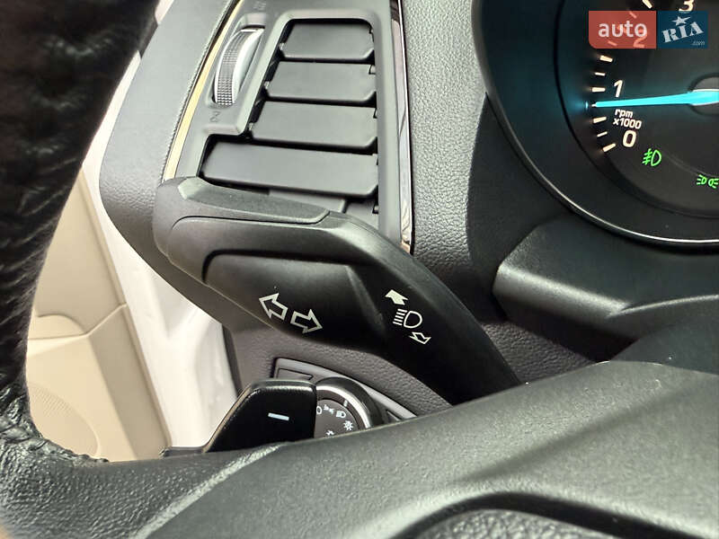 Позашляховик / Кросовер Ford Escape 2017 в Дрогобичі фото 56 Позашляховик / Кросовер Ford Escape 2017 в Дрогобичі