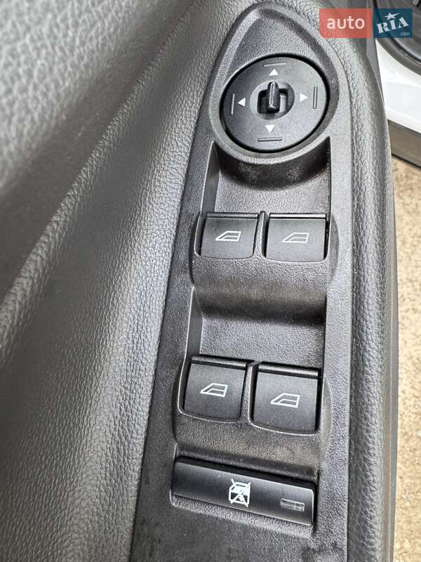 Внедорожник / Кроссовер Ford Escape 2017 в Сумах фото 19 Внедорожник / Кроссовер Ford Escape 2017 в Сумах