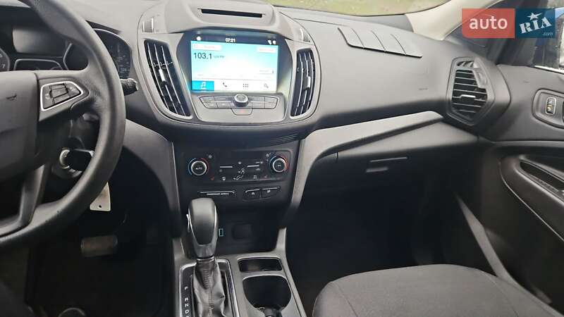 Позашляховик / Кросовер Ford Escape 2018 в Києві фото 15 Позашляховик / Кросовер Ford Escape 2018 в Києві