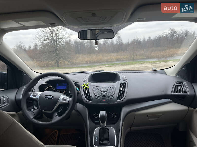 Позашляховик / Кросовер Ford Escape 2012 в Варві