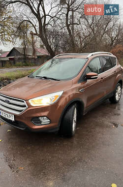 Позашляховик / Кросовер Ford Escape 2016 в Києві