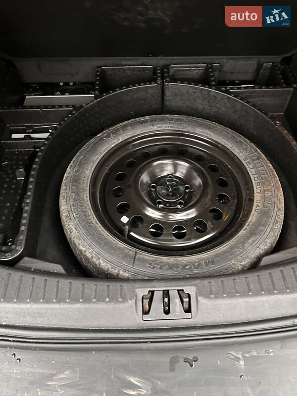 Позашляховик / Кросовер Ford Escape 2016 в Києві