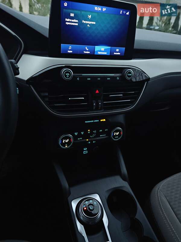 Внедорожник / Кроссовер Ford Escape 2021 в Золочеве