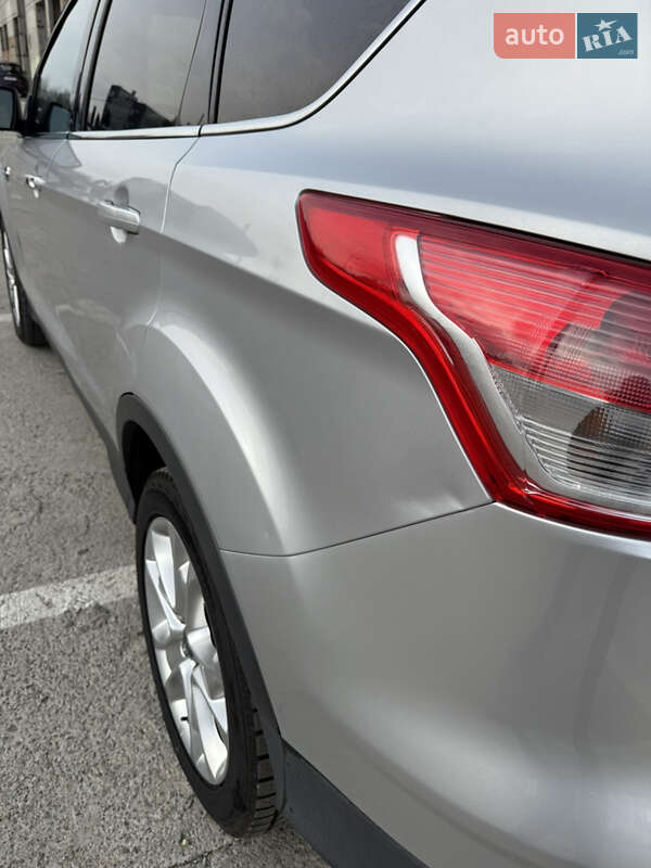 Внедорожник / Кроссовер Ford Escape 2013 в Тернополе