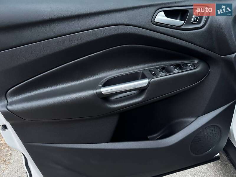 Внедорожник / Кроссовер Ford Escape 2014 в Ахтырке фото 22 Внедорожник / Кроссовер Ford Escape 2014 в Ахтырке