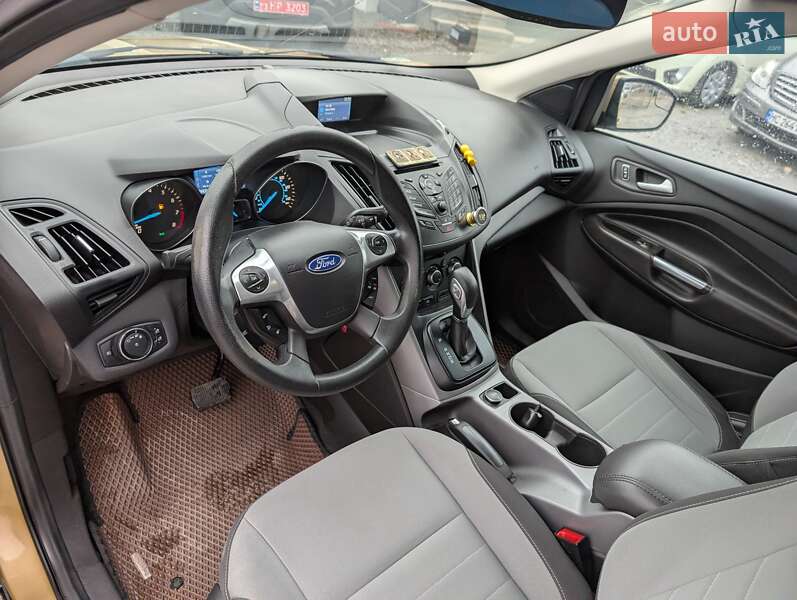 Позашляховик / Кросовер Ford Escape 2014 в Рівному фото 24 Позашляховик / Кросовер Ford Escape 2014 в Рівному