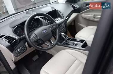 Внедорожник / Кроссовер Ford Escape 2019 в Ивано-Франковске