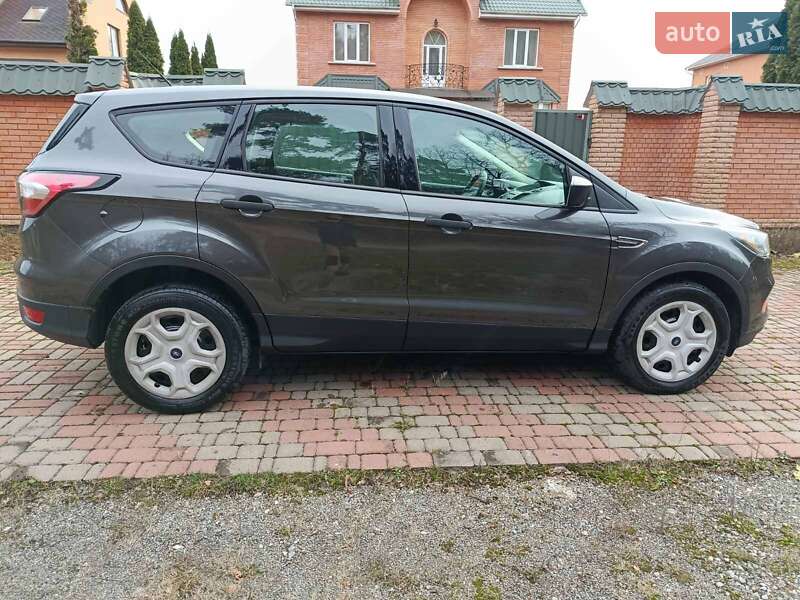 Позашляховик / Кросовер Ford Escape 2018 в Києві
