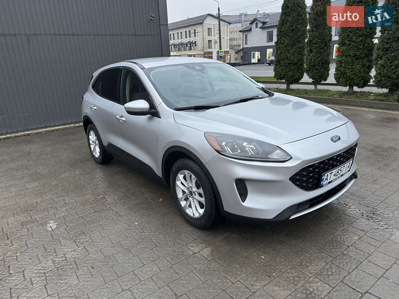 Позашляховик / Кросовер Ford Escape 2020 в Івано-Франківську