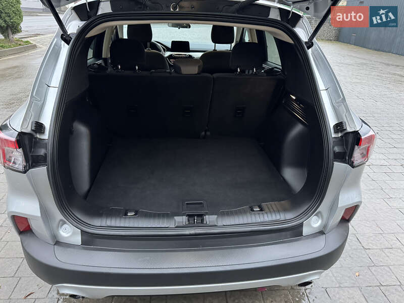 Позашляховик / Кросовер Ford Escape 2020 в Івано-Франківську