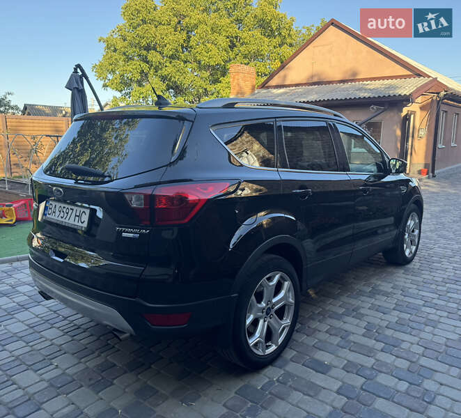 Позашляховик / Кросовер Ford Escape 2018 в Кропивницькому