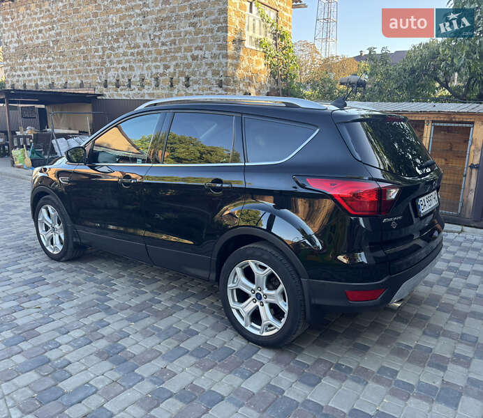 Позашляховик / Кросовер Ford Escape 2018 в Кропивницькому