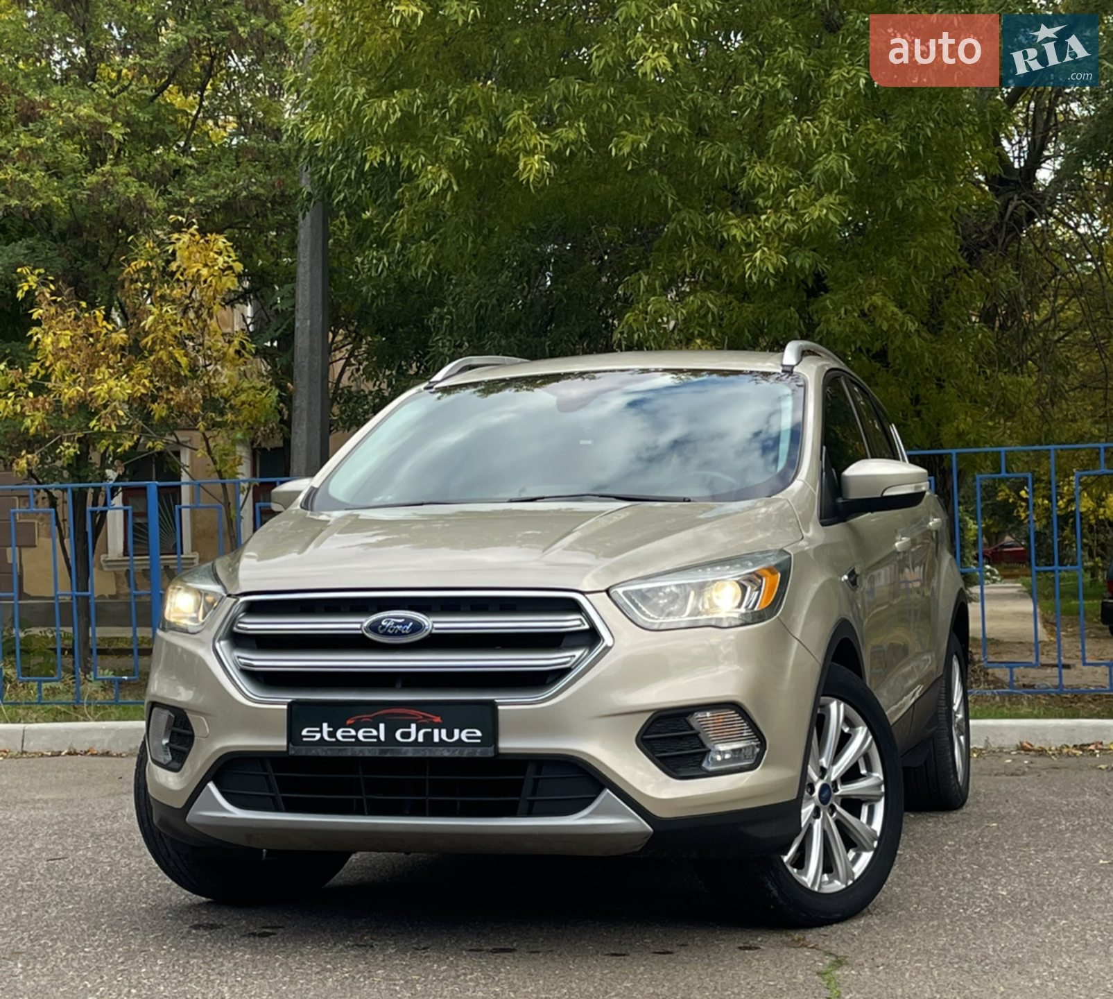 2016 Ford Escape - фото 1