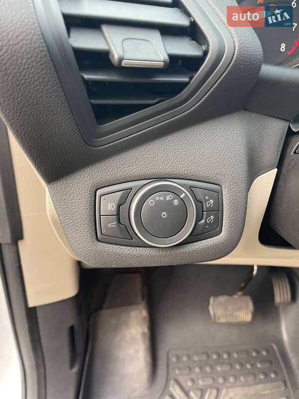 Позашляховик / Кросовер Ford Escape 2018 в Львові фото 11 Позашляховик / Кросовер Ford Escape 2018 в Львові