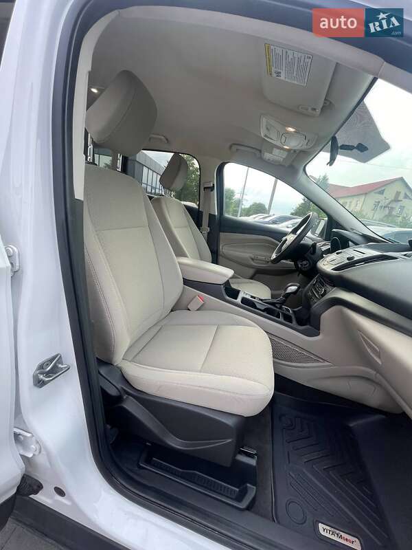 Позашляховик / Кросовер Ford Escape 2018 в Львові фото 22 Позашляховик / Кросовер Ford Escape 2018 в Львові