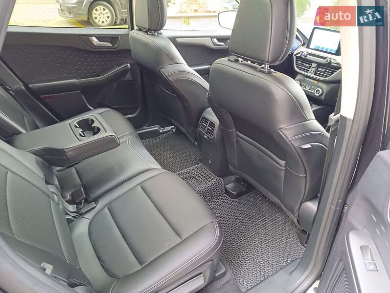 Внедорожник / Кроссовер Ford Escape 2020 в Ивано-Франковске