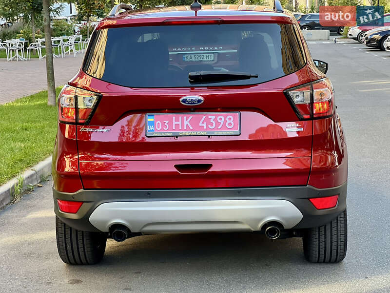 Внедорожник / Кроссовер Ford Escape 2018 в Киеве