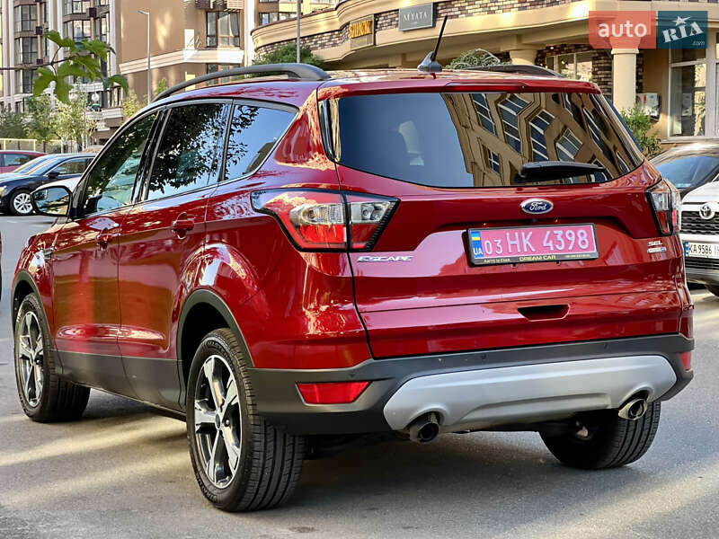 Внедорожник / Кроссовер Ford Escape 2018 в Киеве