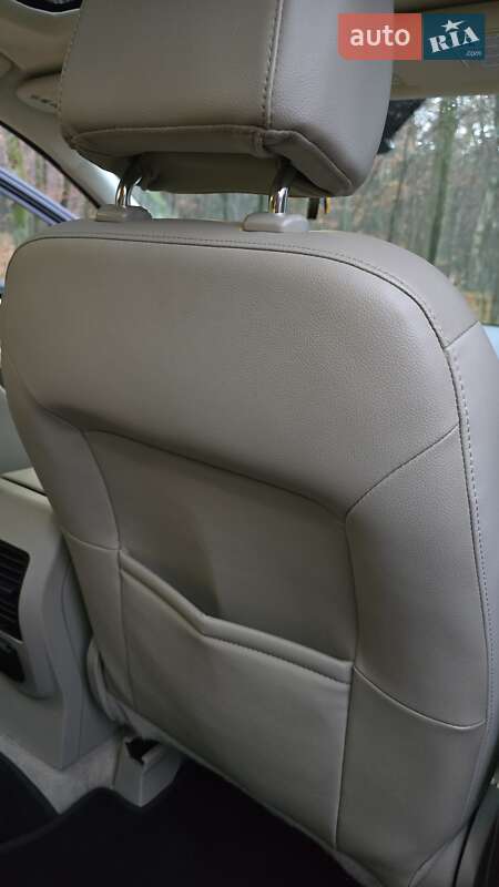 Внедорожник / Кроссовер Ford Escape 2015 в Львове