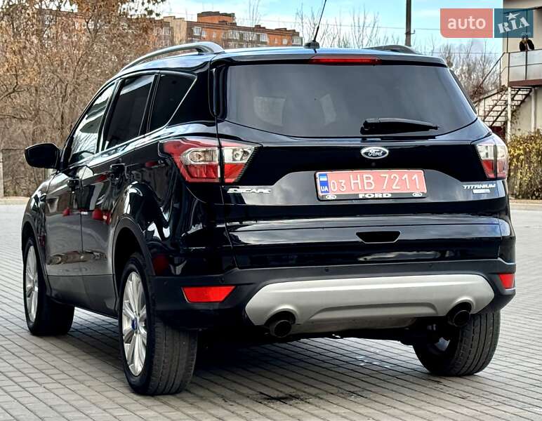 Внедорожник / Кроссовер Ford Escape 2017 в Житомире