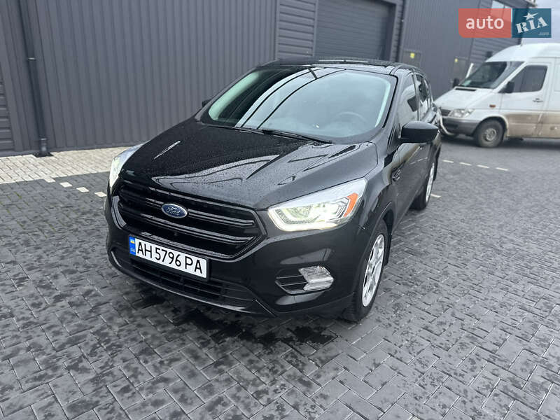 Позашляховик / Кросовер Ford Escape 2016 в Кропивницькому