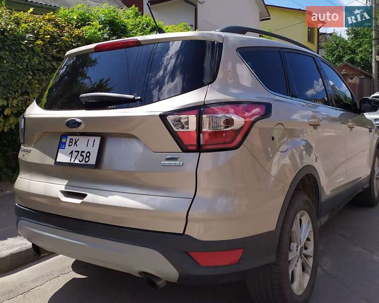 Внедорожник / Кроссовер Ford Escape 2017 в Ровно фото 7 Внедорожник / Кроссовер Ford Escape 2017 в Ровно