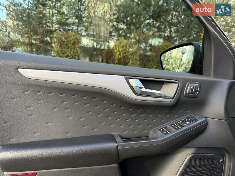 Внедорожник / Кроссовер Ford Escape 2019 в Ивано-Франковске фото 24 Внедорожник / Кроссовер Ford Escape 2019 в Ивано-Франковске