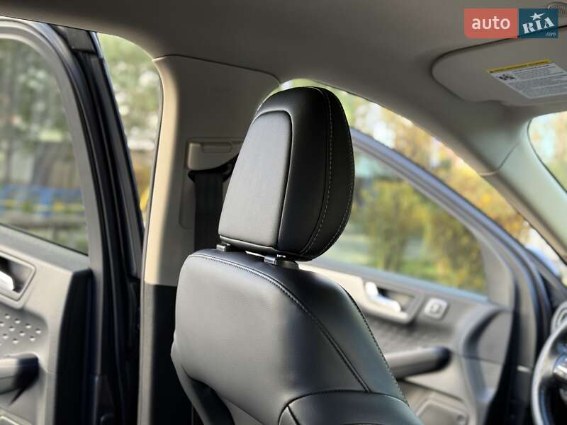 Внедорожник / Кроссовер Ford Escape 2019 в Ивано-Франковске фото 79 Внедорожник / Кроссовер Ford Escape 2019 в Ивано-Франковске