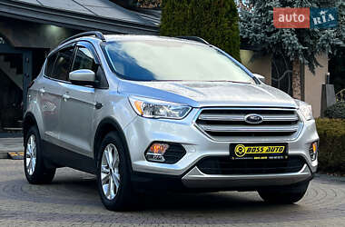 Внедорожник / Кроссовер Ford Escape 2019 в Львове
