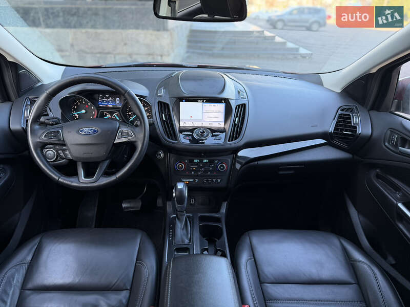 Внедорожник / Кроссовер Ford Escape 2019 в Ровно