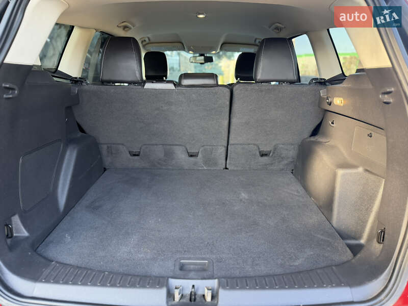 Внедорожник / Кроссовер Ford Escape 2019 в Ровно