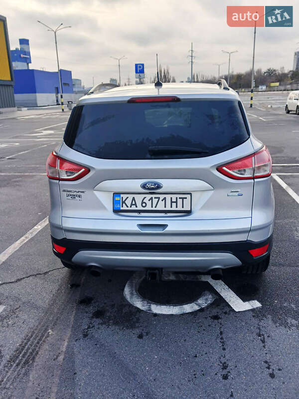 Внедорожник / Кроссовер Ford Escape 2016 в Киеве