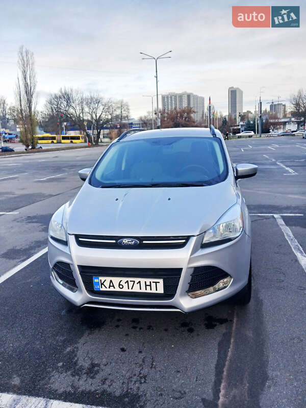 Внедорожник / Кроссовер Ford Escape 2016 в Киеве