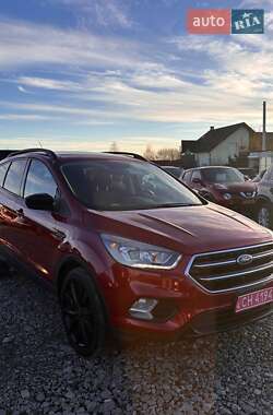 Позашляховик / Кросовер Ford Escape 2017 в Львові