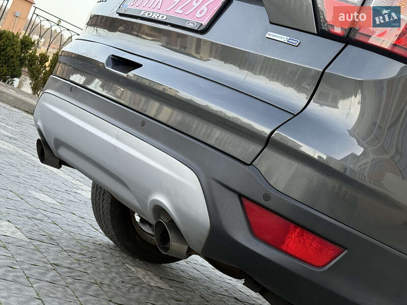 Позашляховик / Кросовер Ford Escape 2017 в Дрогобичі