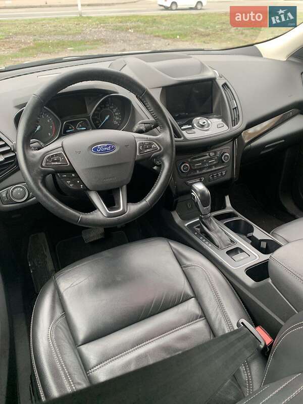 Внедорожник / Кроссовер Ford Escape 2019 в Харькове